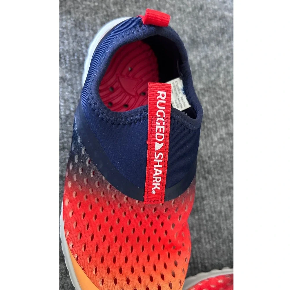 Shark Youth Water Shoes Red Navy Blue Ombre Slip On Aquatic Sneakers Size 1